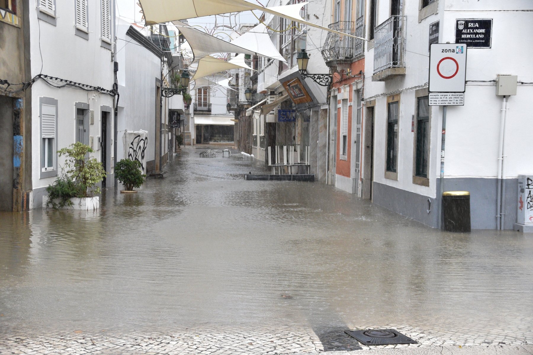 Cheias_faro_dezembro_202210