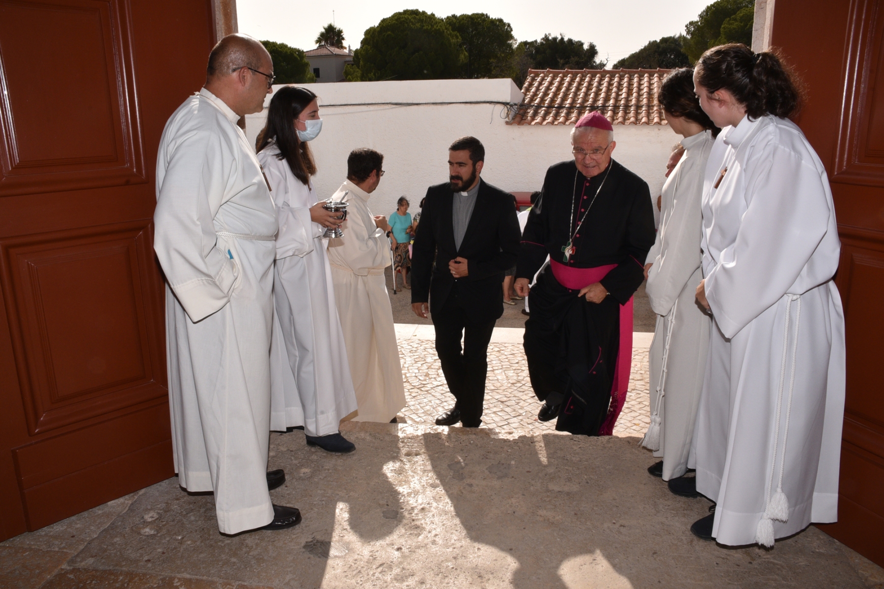Entrada_padre_antonio_moitinho_alvor-1