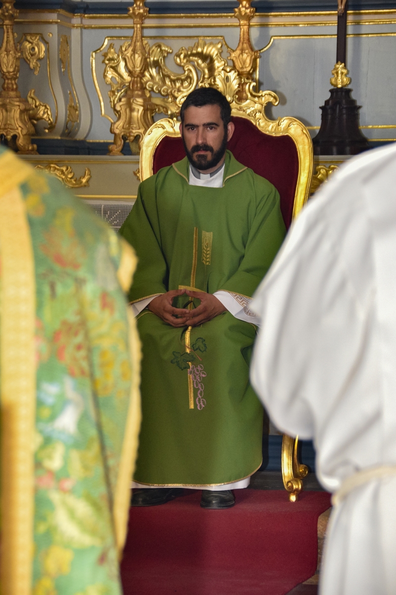 Entrada_padre_antonio_moitinho_alvor-18