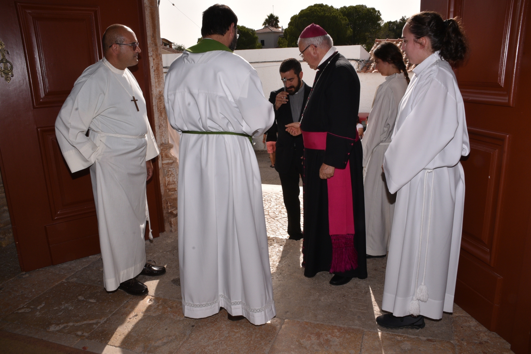 Entrada_padre_antonio_moitinho_alvor-2