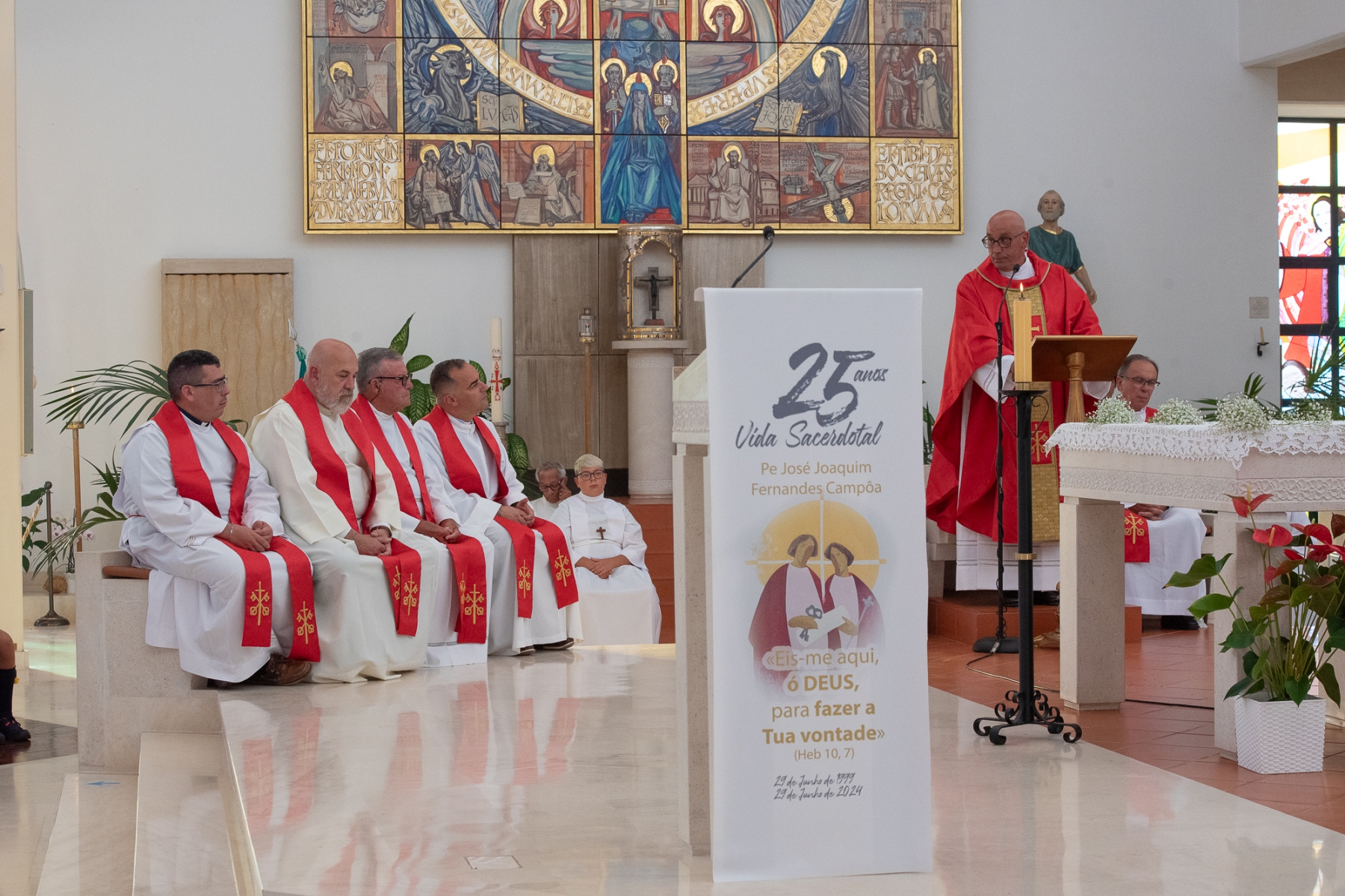 18Eucaristia_bodas_prata_sacerdotais_padre_jose_joaquim_campoa