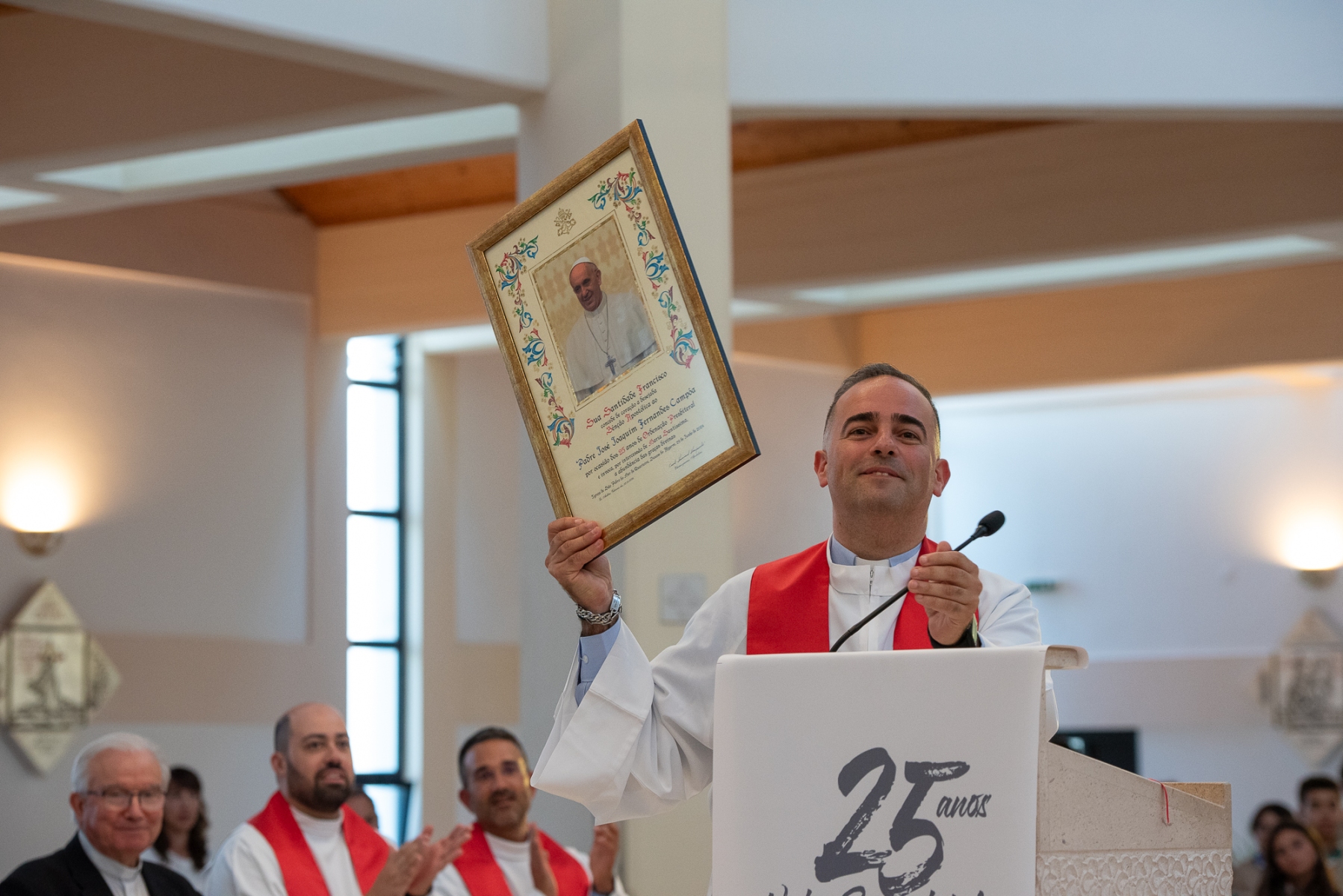 37Eucaristia_bodas_prata_sacerdotais_padre_jose_joaquim_campoa