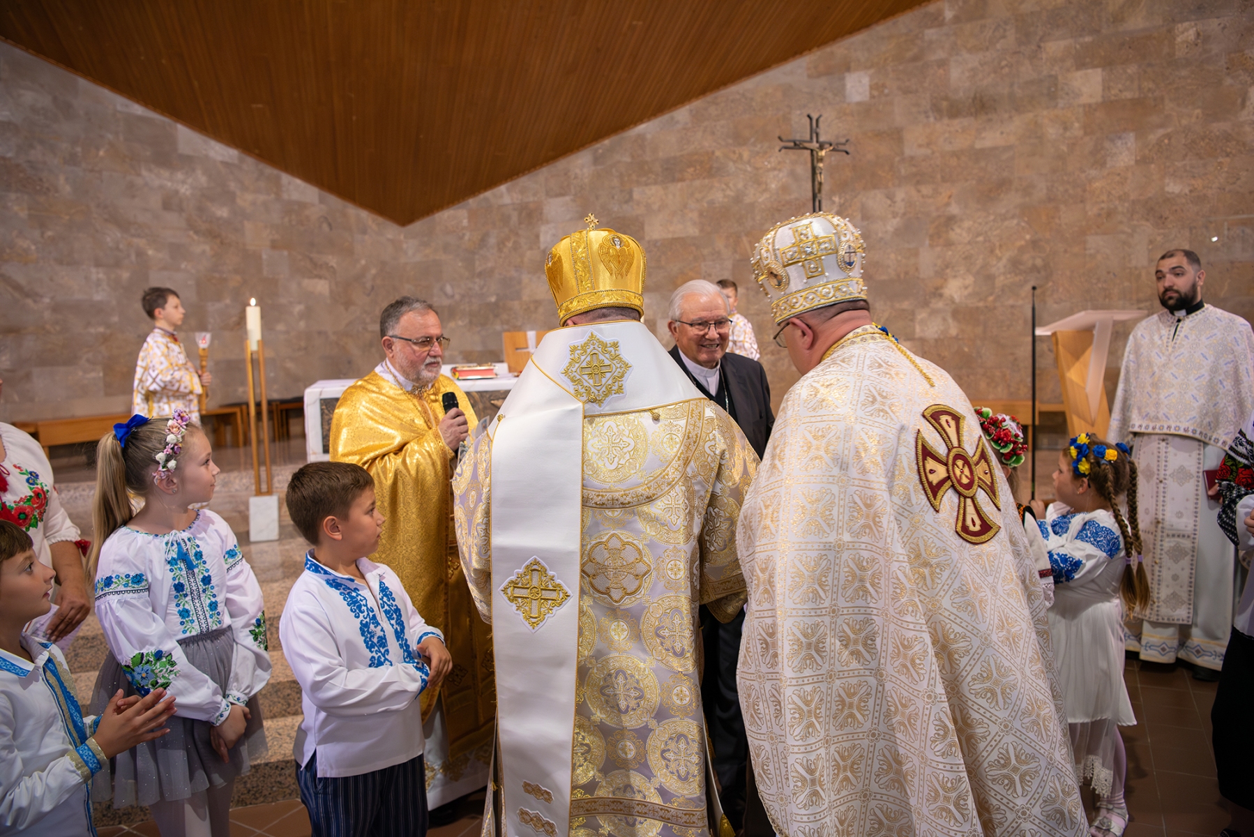 Missa_20_anos_sacerdocio_padre_oleg17