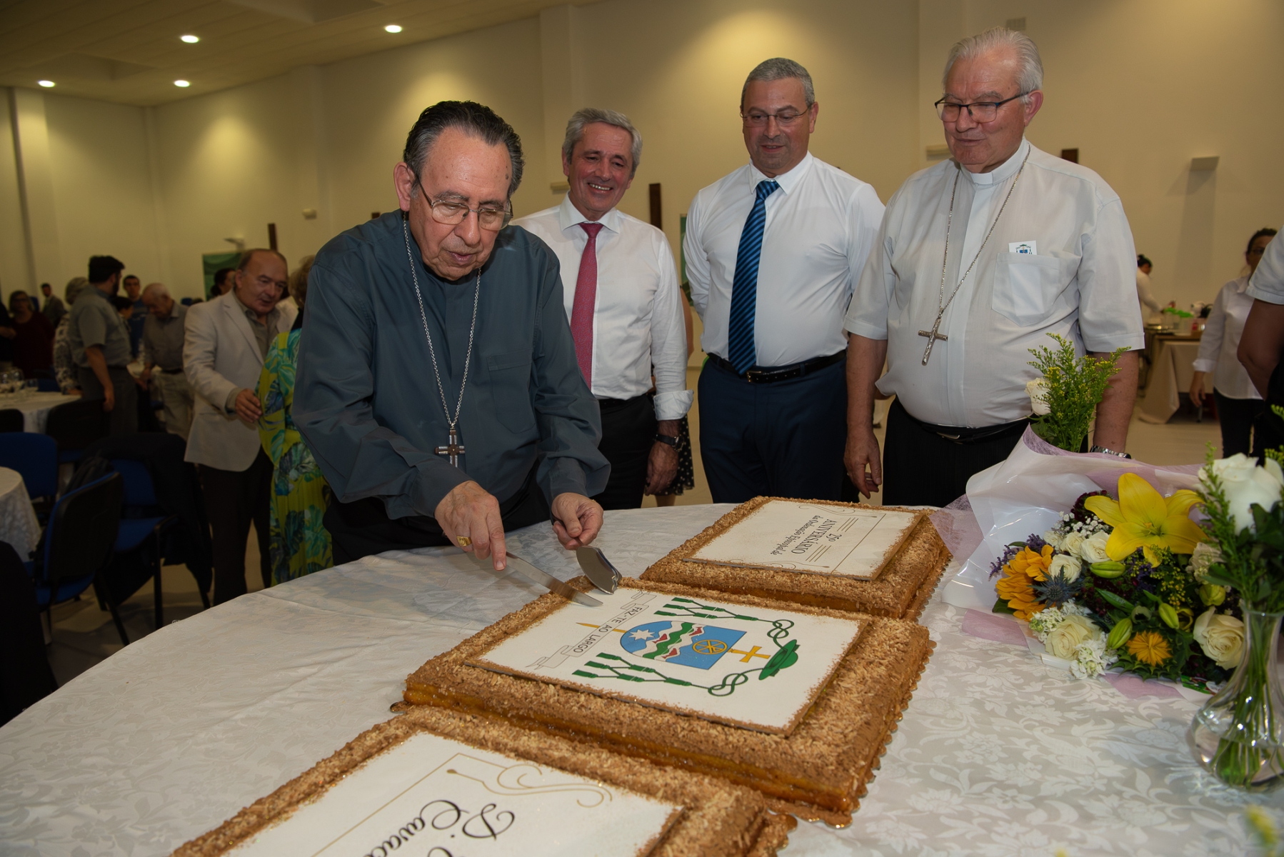 Eucaristia_25_anos_ordenacao_episcopal_d_antonio_carrinho45