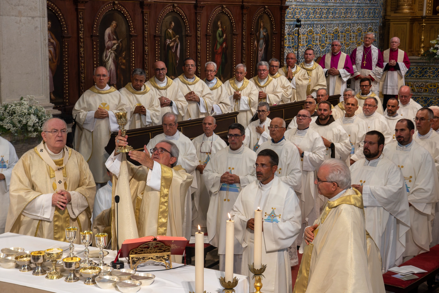 121Missa_inicio_ministerio_d_vitorino_soares_bispo_algarve