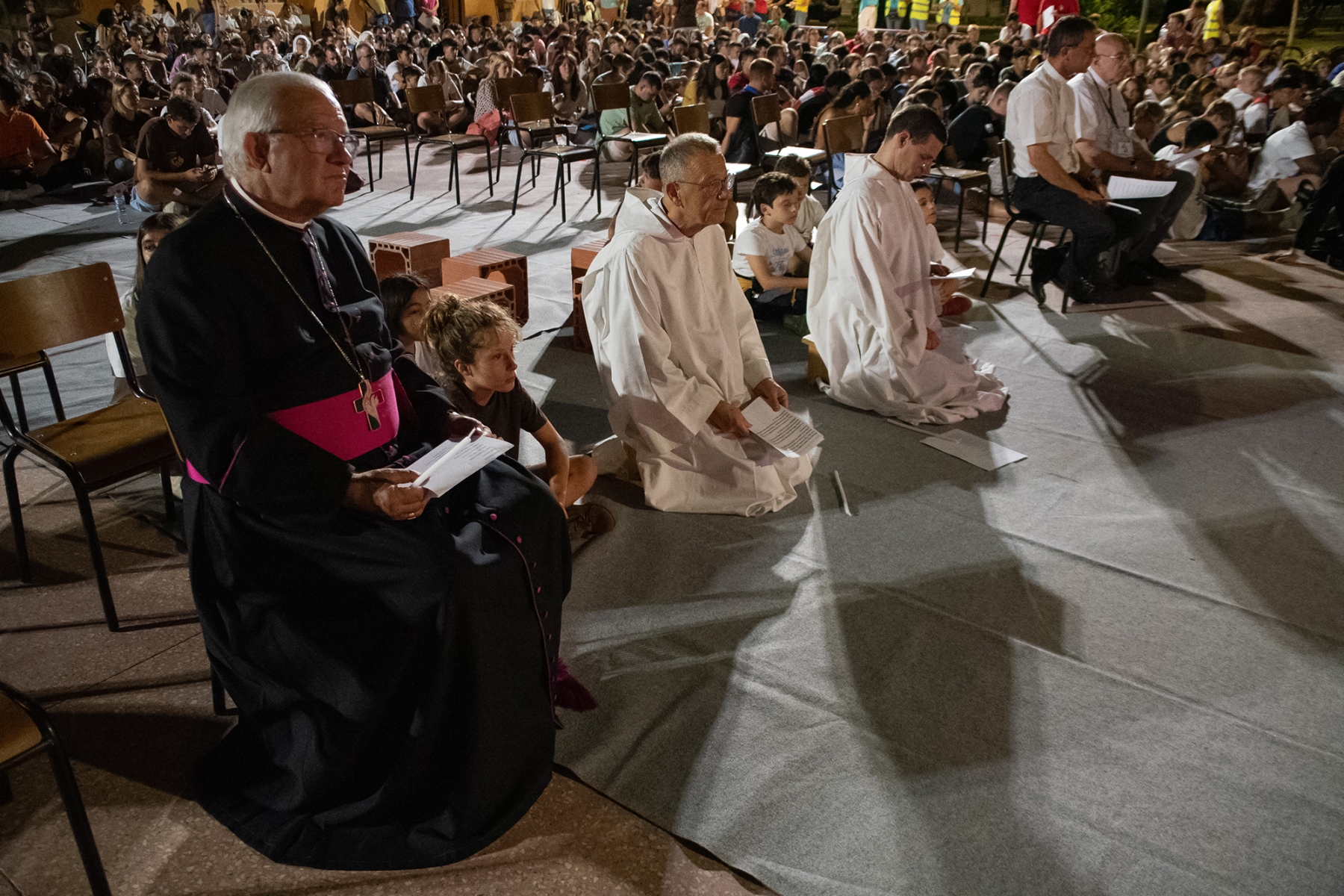 Oracao_prior_taize_faro_dias_diocese_jmj_2023_16