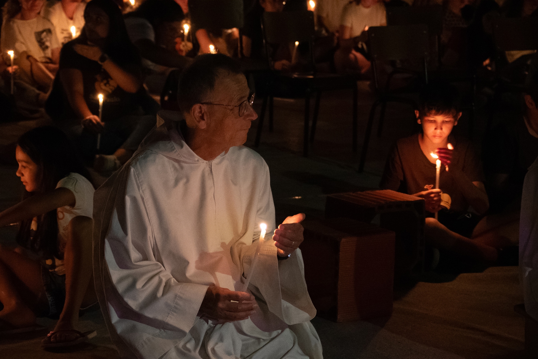 Oracao_prior_taize_faro_dias_diocese_jmj_2023_21