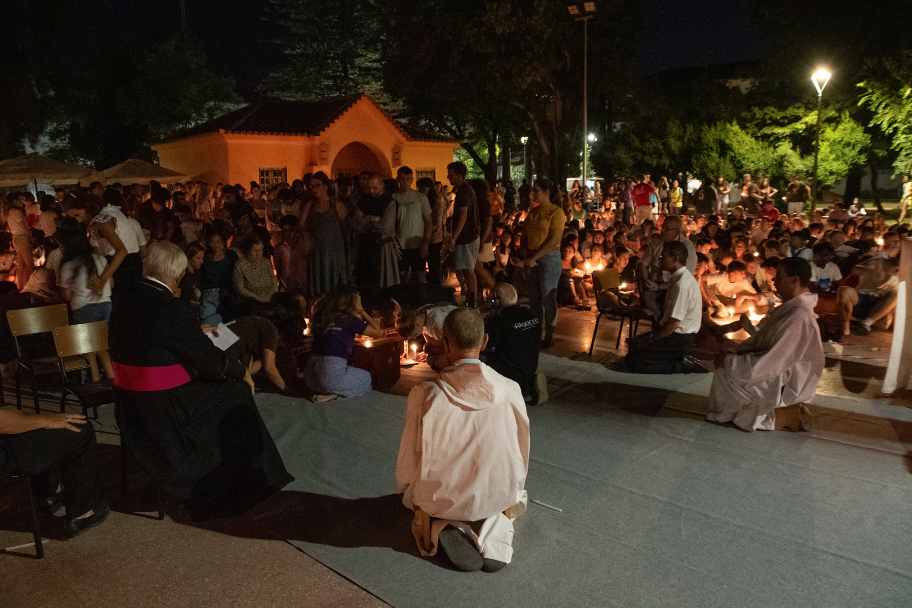 Oracao_prior_taize_faro_dias_diocese_jmj_2023_40