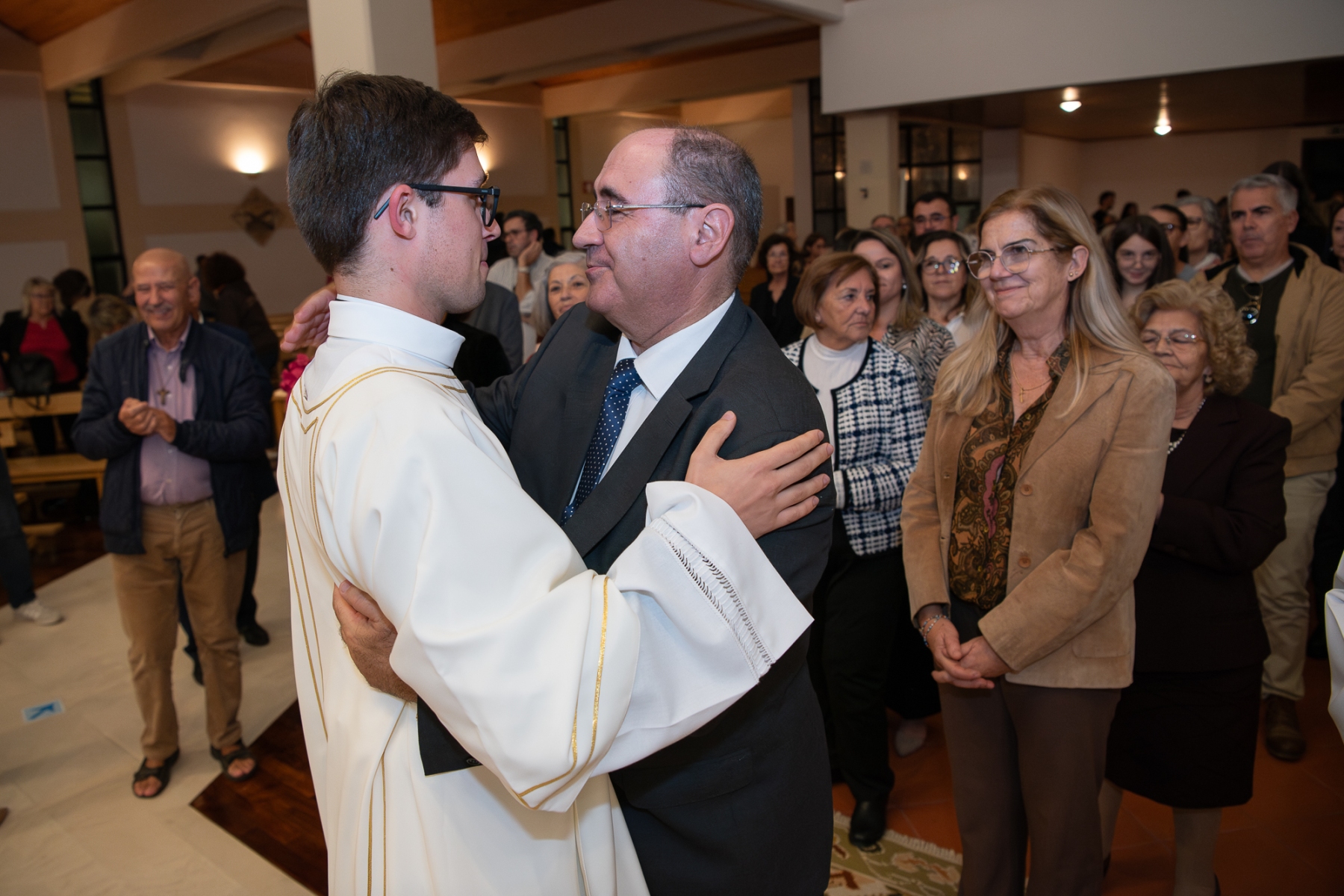 101Ordenacao_diaconal_bruno_valente