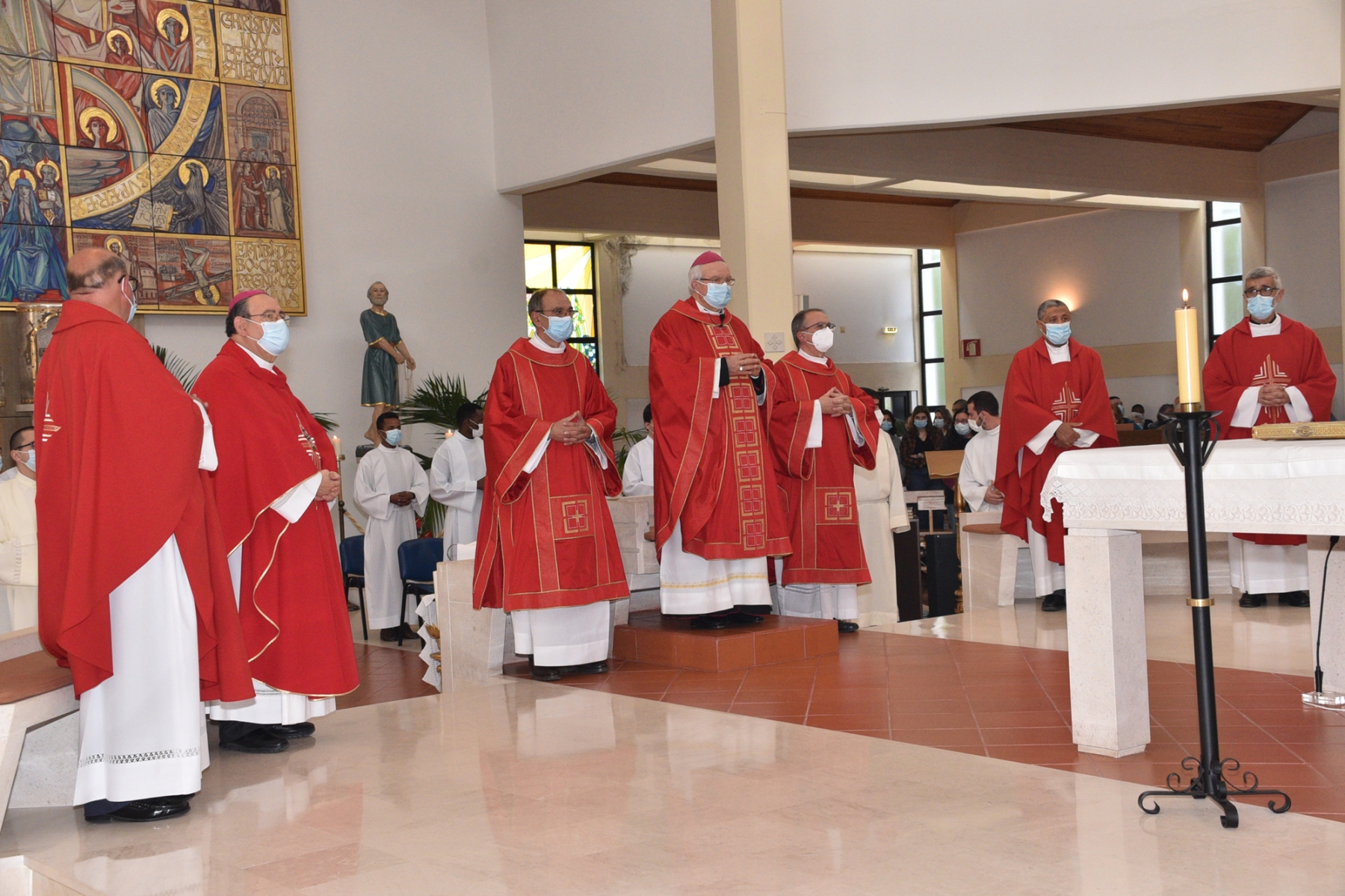 Ordenacao_sacerdotal_padres_fabio_pedro_samuel_camacho-16