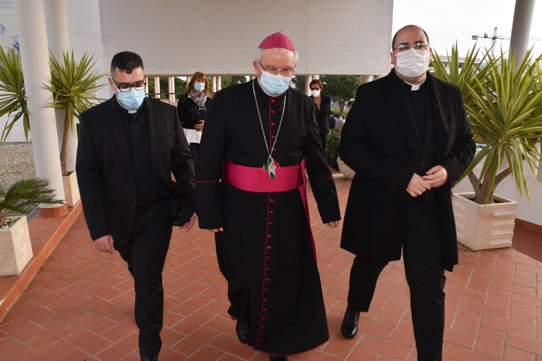 Ordenacao_sacerdotal_padres_fabio_pedro_samuel_camacho-2
