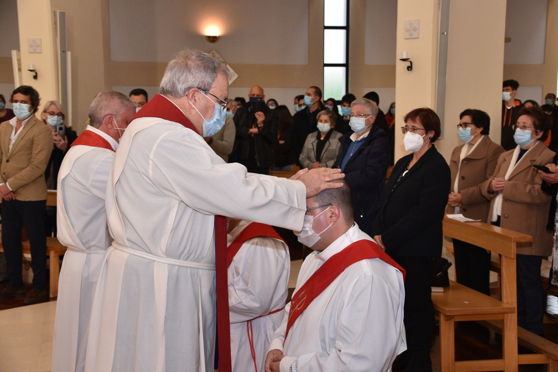 Ordenacao_sacerdotal_padres_fabio_pedro_samuel_camacho-55