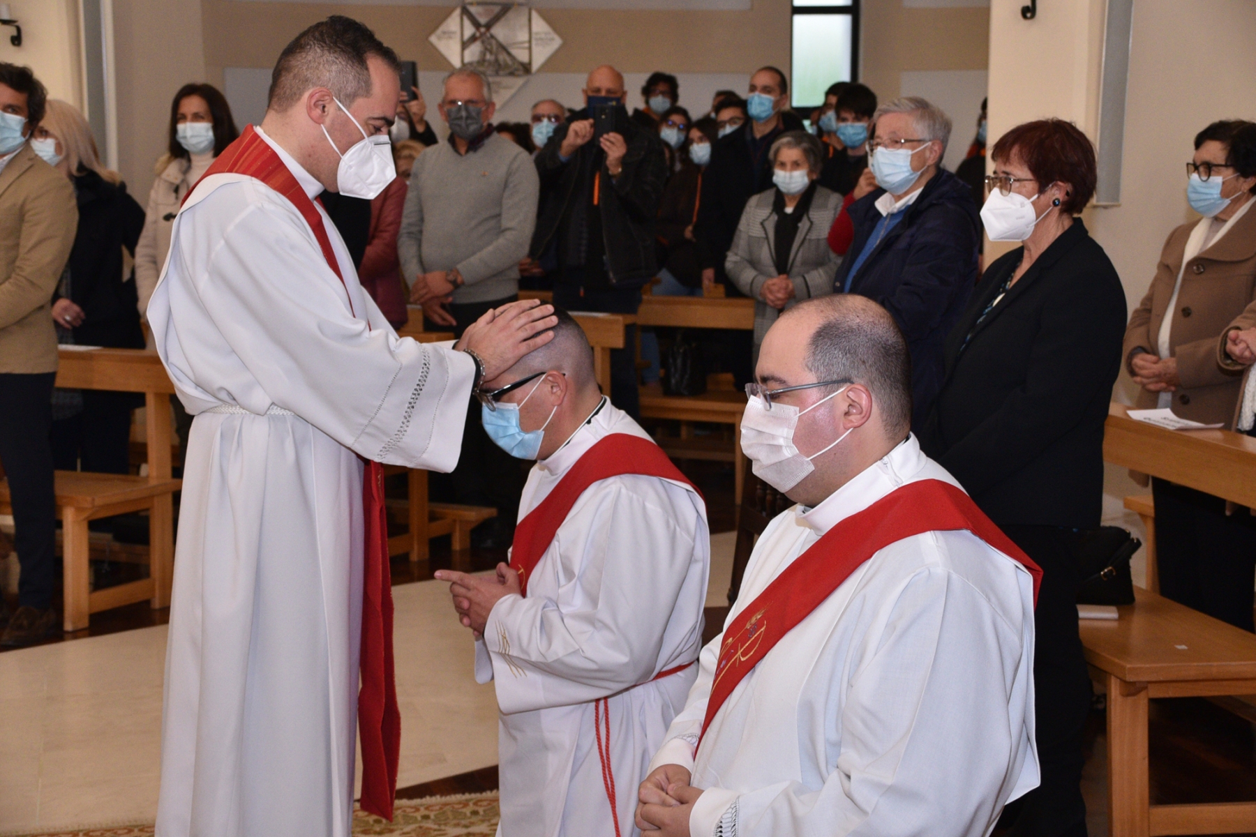 Ordenacao_sacerdotal_padres_fabio_pedro_samuel_camacho-57