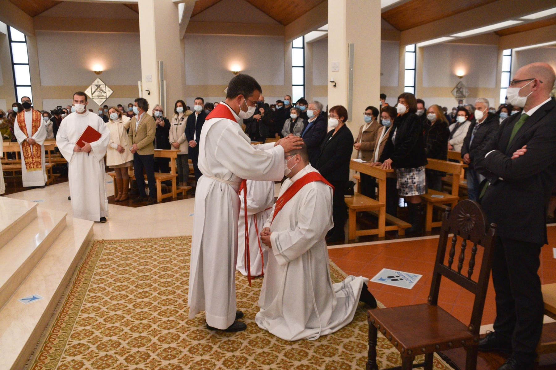 Ordenacao_sacerdotal_padres_fabio_pedro_samuel_camacho-61