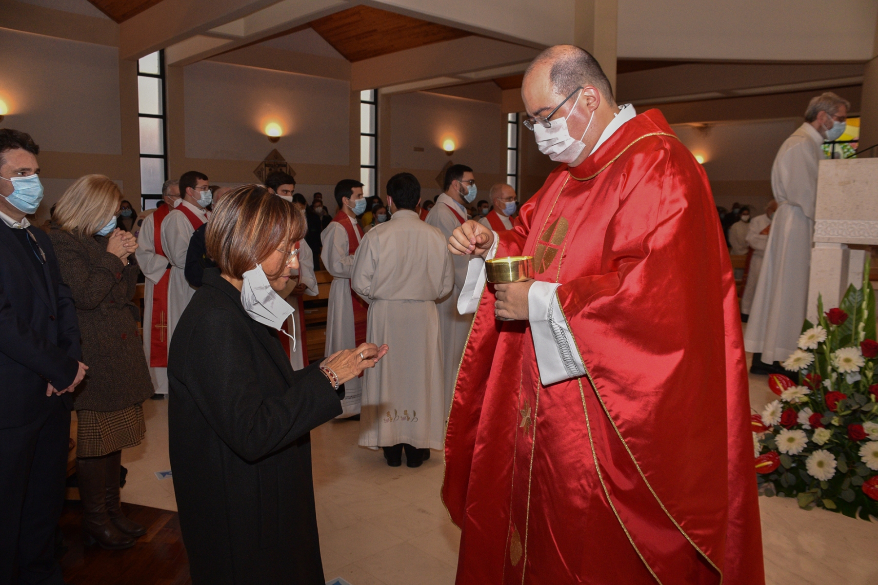 Ordenacao_sacerdotal_padres_fabio_pedro_samuel_camacho-87