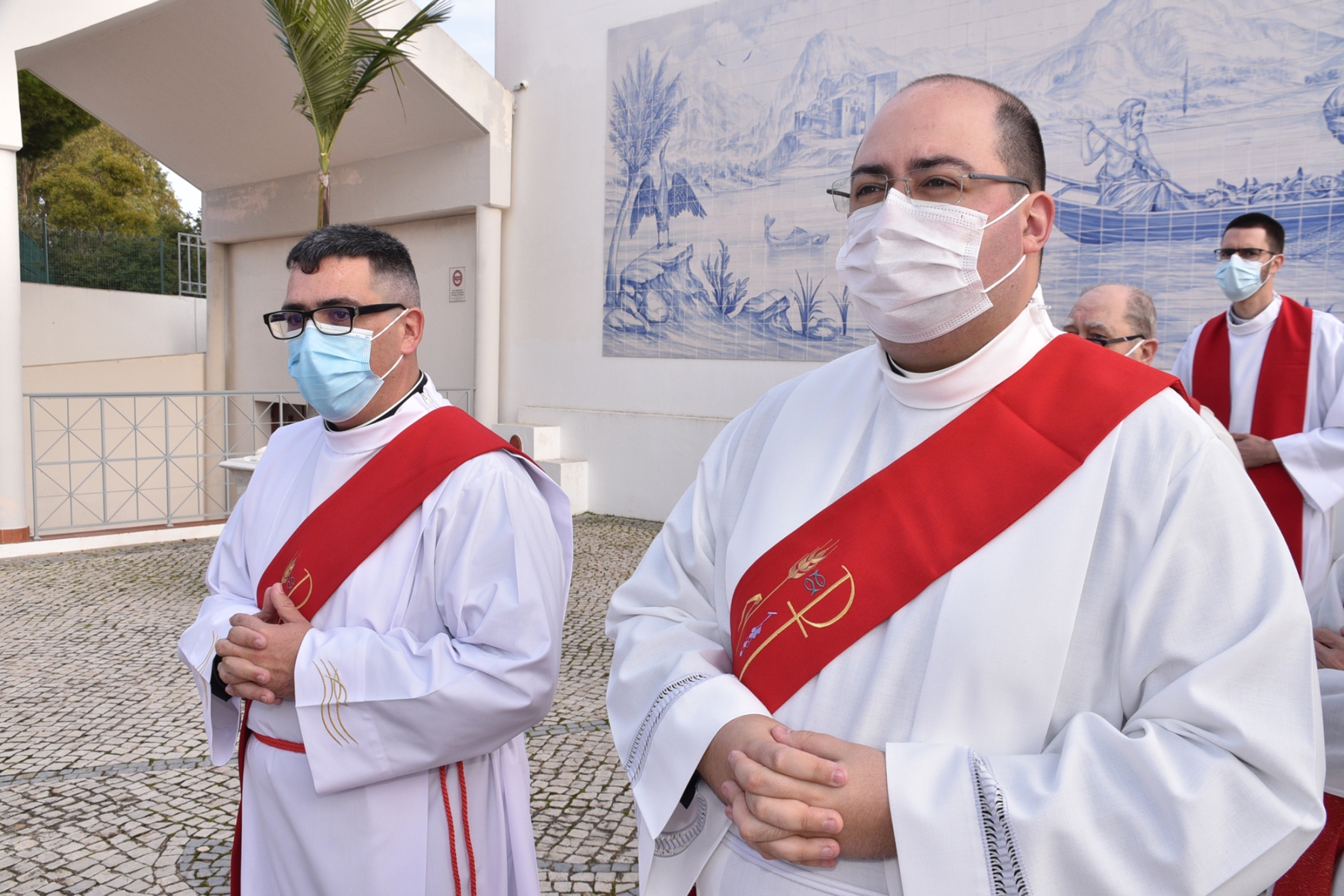 Ordenacao_sacerdotal_padres_fabio_pedro_samuel_camacho-9