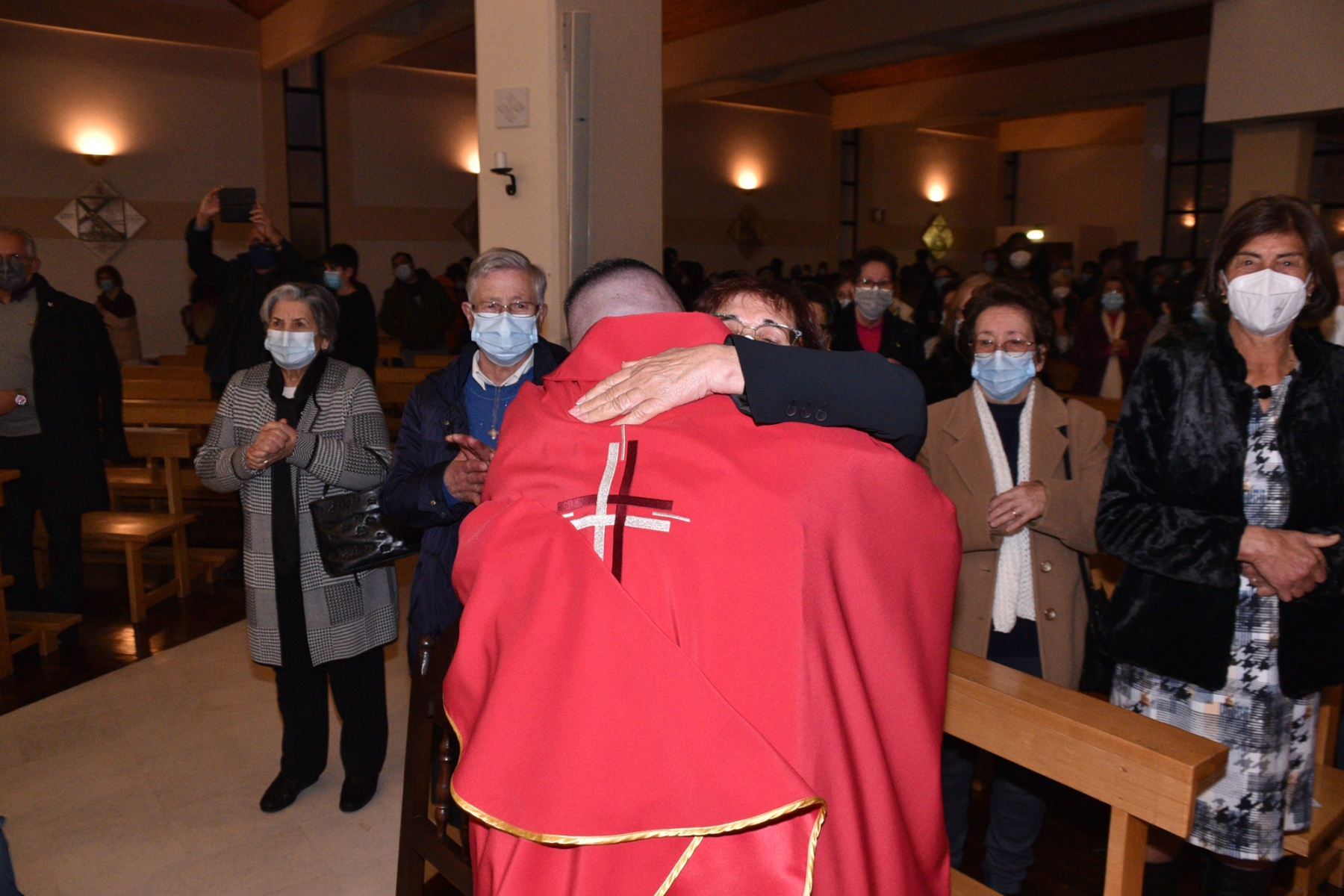 Ordenacao_sacerdotal_padres_fabio_pedro_samuel_camacho-96