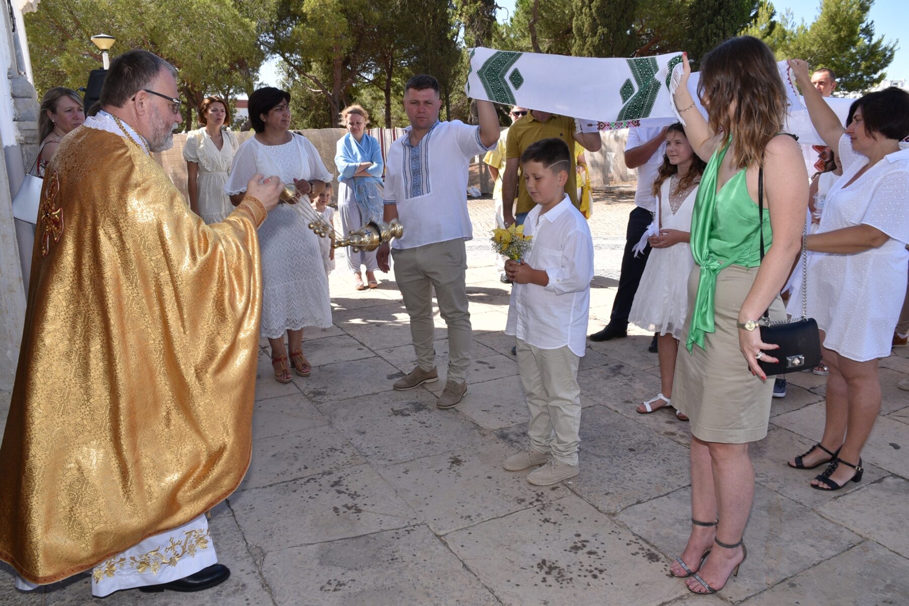 Primeira_comunhao_igreja_greco_catolica_ucraniana_algarve-12
