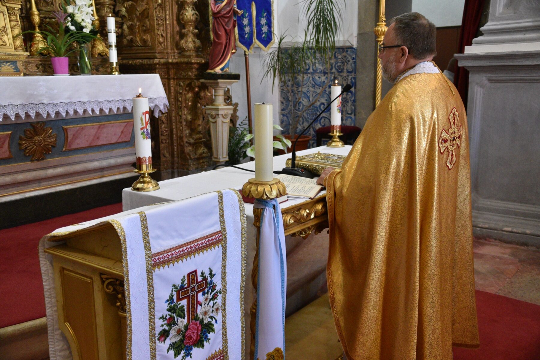 Primeira_comunhao_igreja_greco_catolica_ucraniana_algarve-17