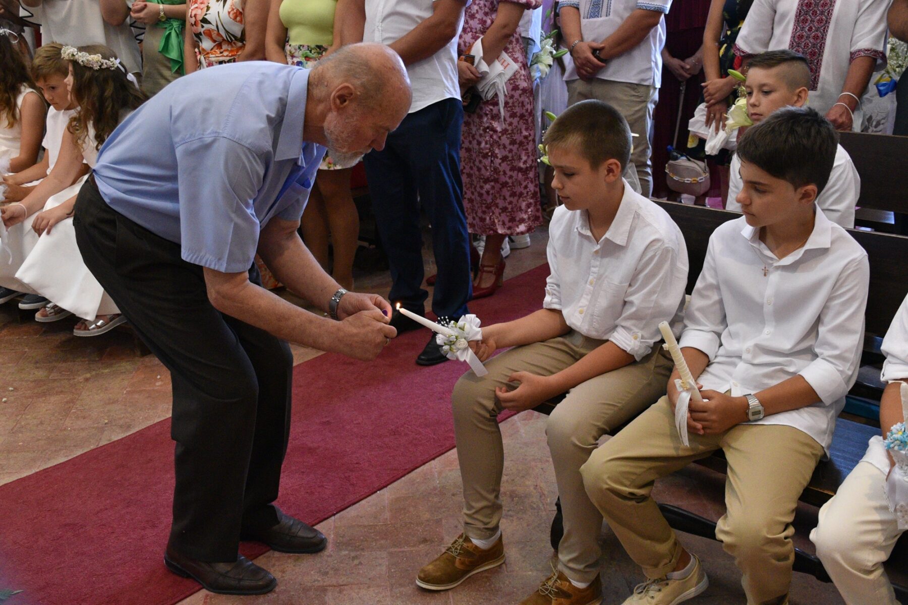 Primeira_comunhao_igreja_greco_catolica_ucraniana_algarve-23