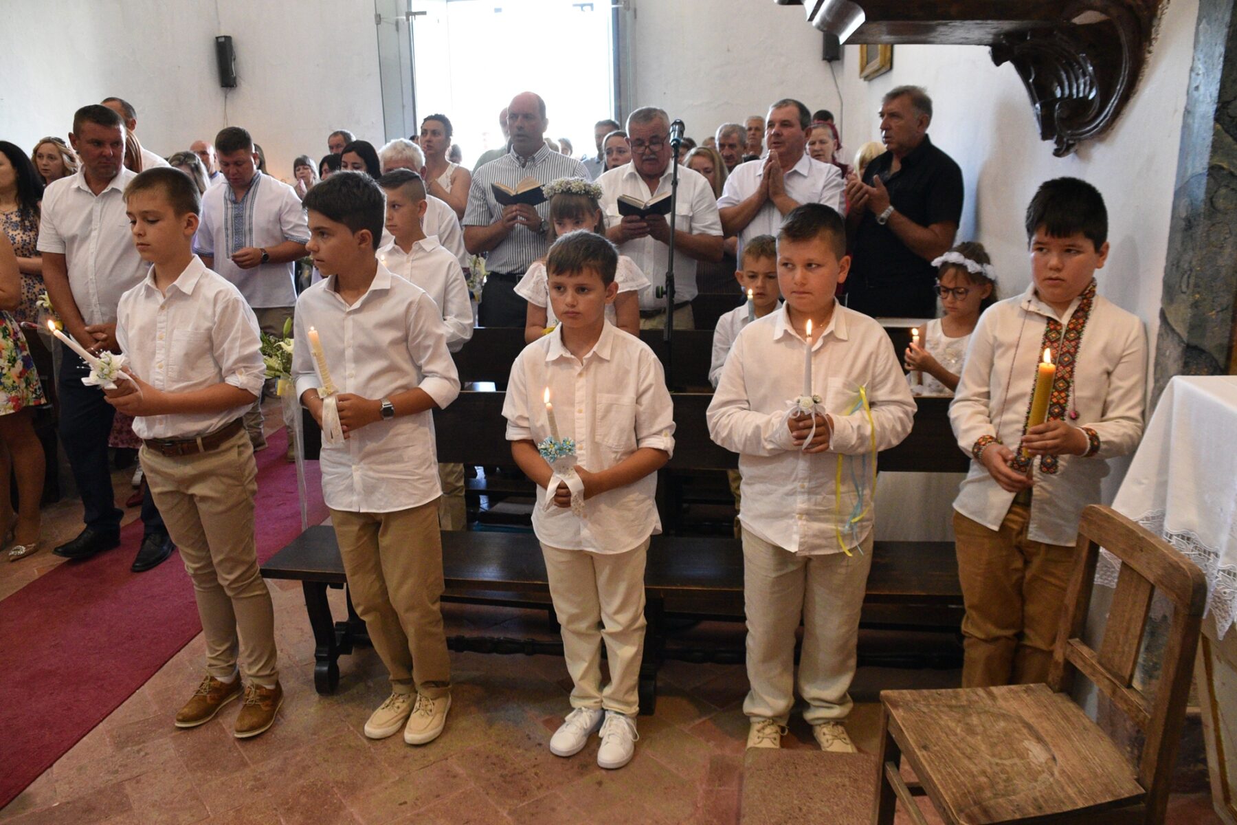 Primeira_comunhao_igreja_greco_catolica_ucraniana_algarve-24