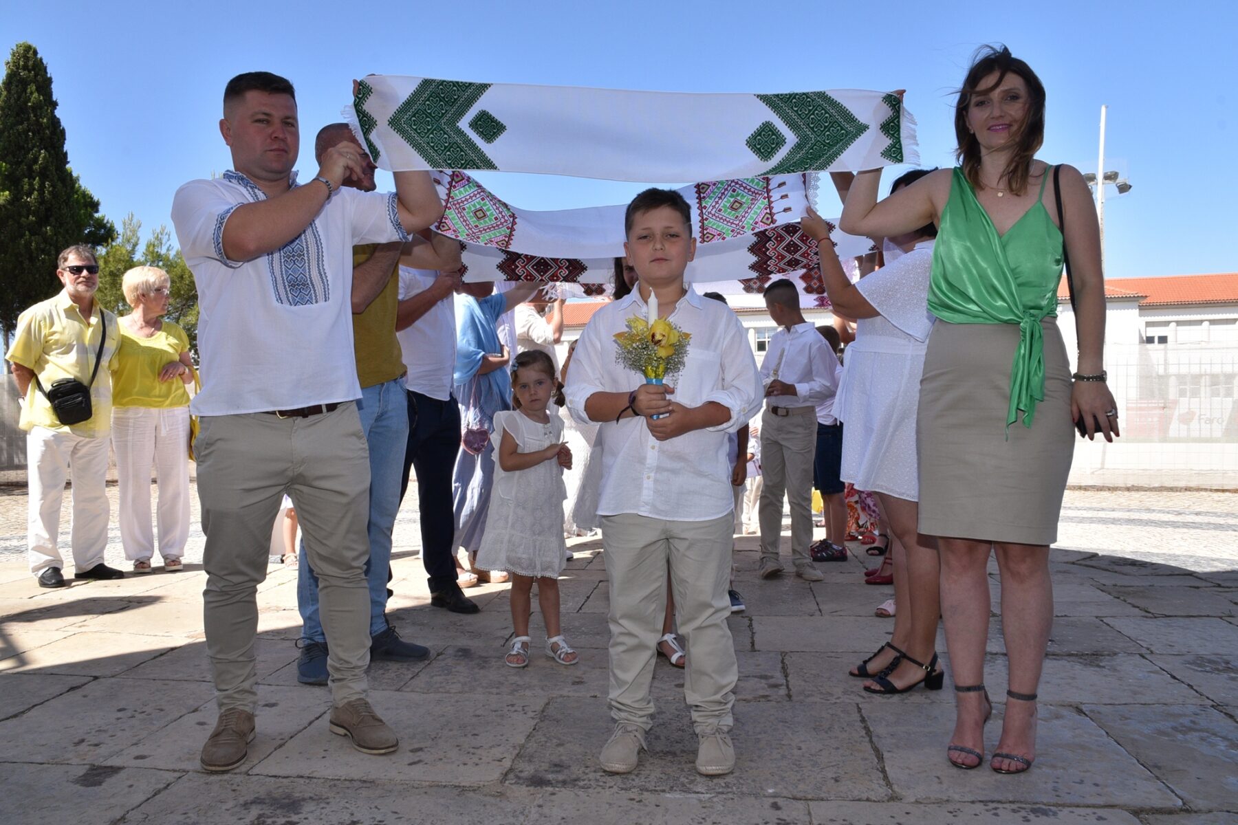 Primeira_comunhao_igreja_greco_catolica_ucraniana_algarve-5