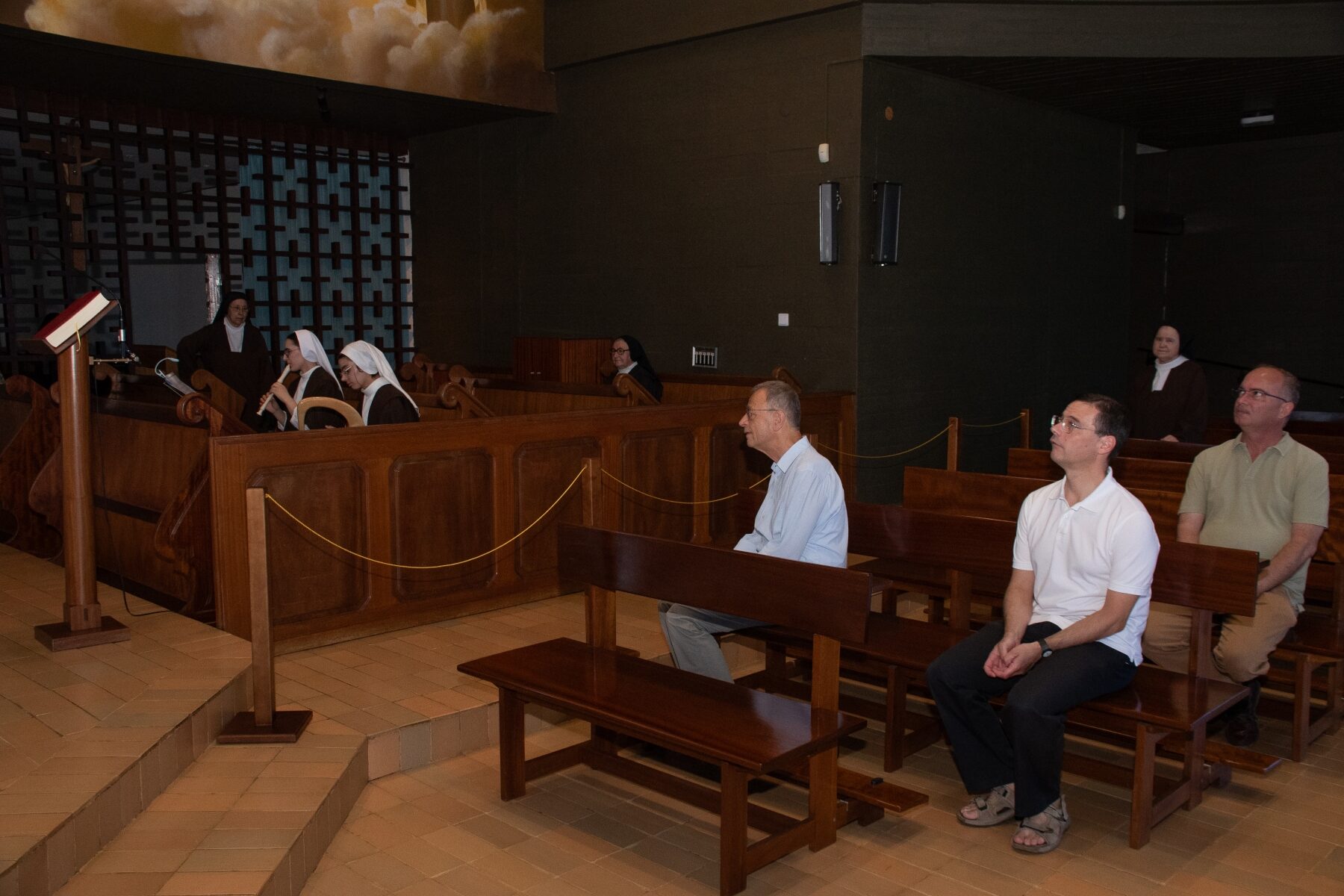 Visita_prior_taize_carmelo_faro4