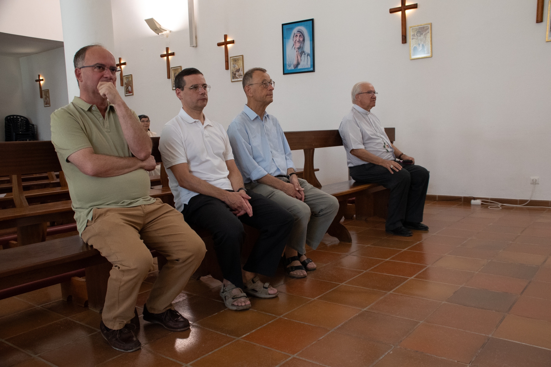 Visita_prior_taize_missionarias_caridade7