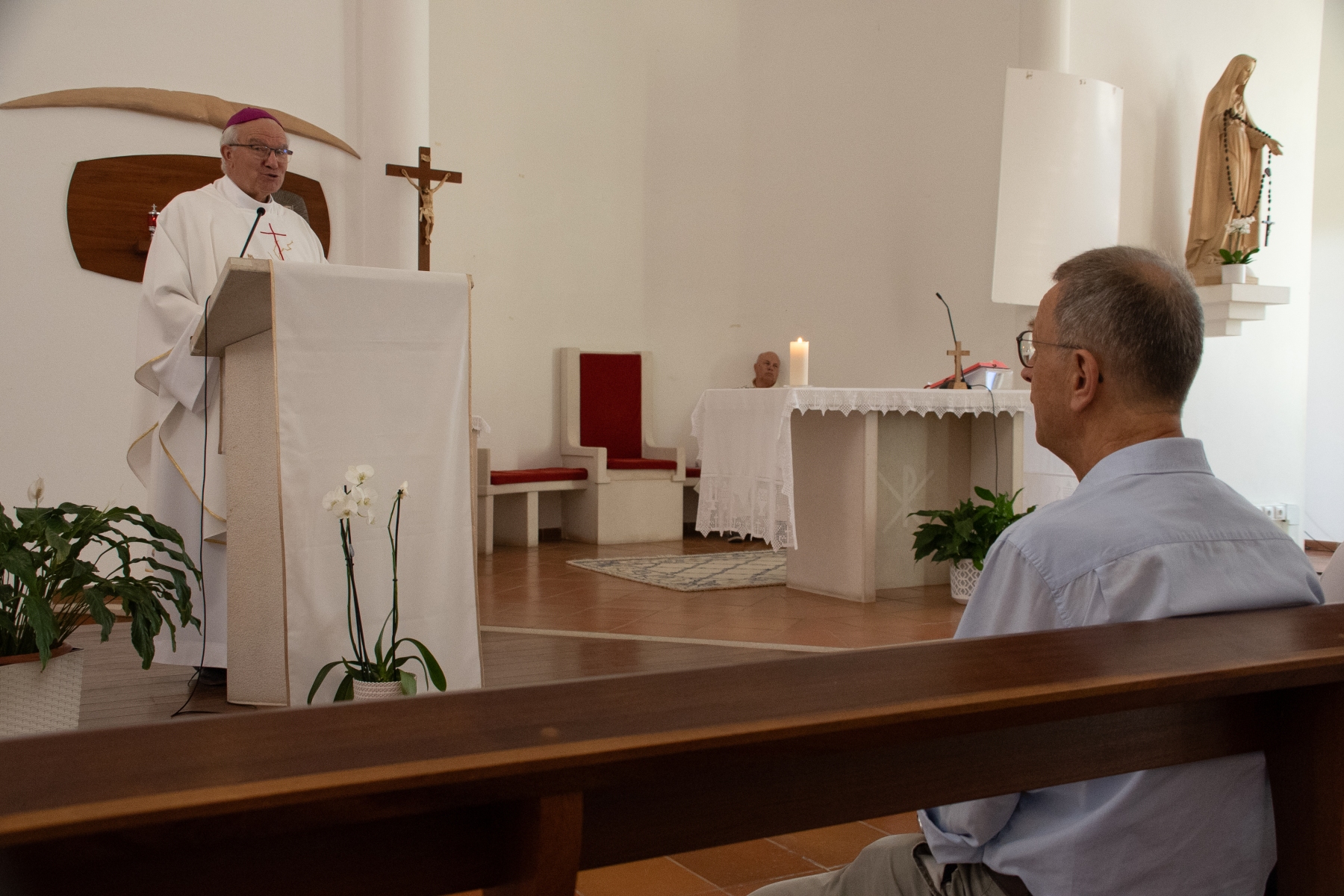 Visita_prior_taize_missionarias_caridade7