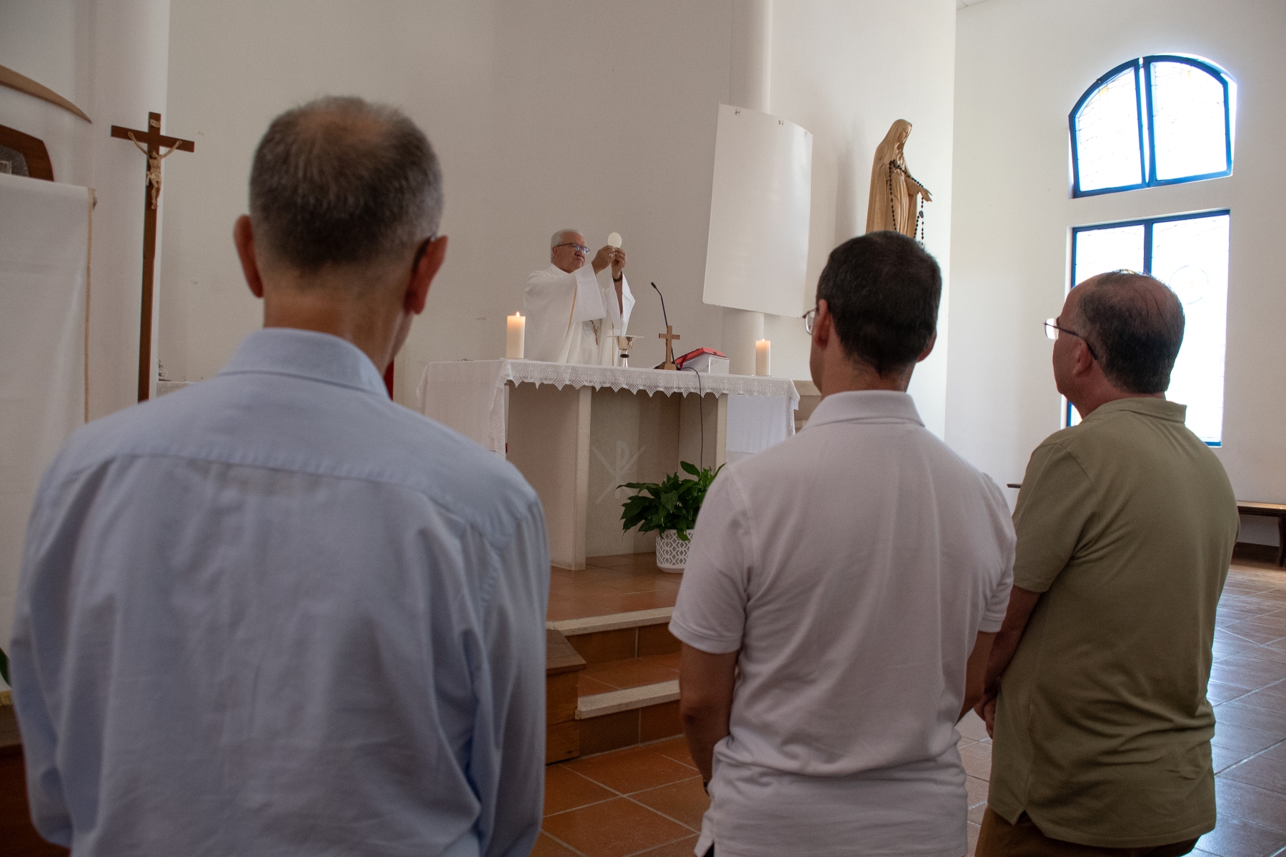 Visita_prior_taize_missionarias_caridade7
