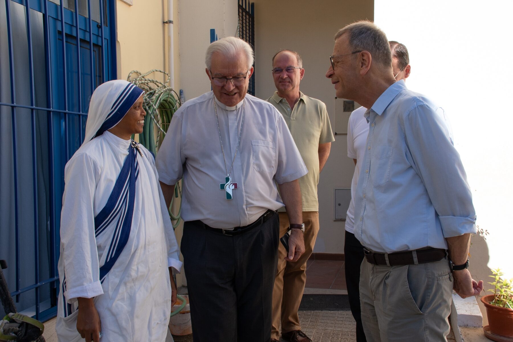 Visita_prior_taize_missionarias_caridade26