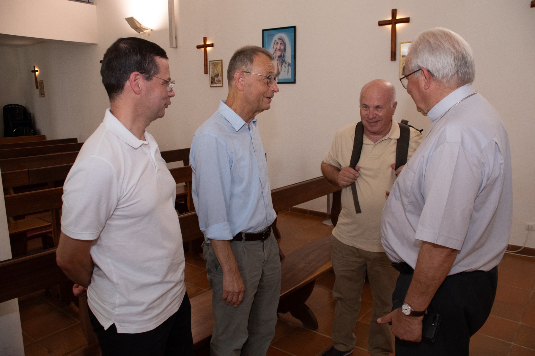 Visita_prior_taize_missionarias_caridade7